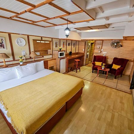 Tudor Lodge Guest House Johannesburg Dış mekan fotoğraf