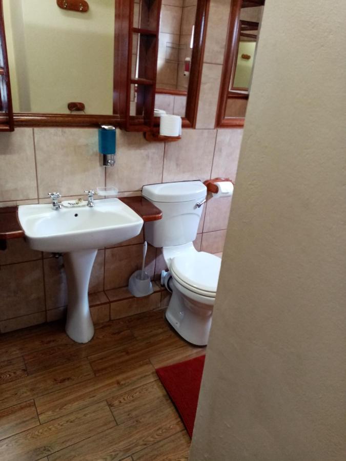 Tudor Lodge Guest House Johannesburg Dış mekan fotoğraf